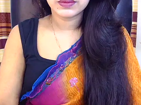 Noor Zarin online show from 05/04/26, 07:28
