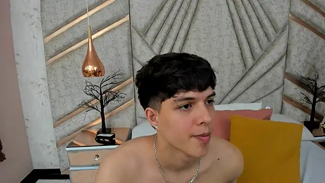DamiaanXx online show from 05/07/26, 02:42