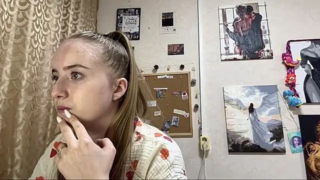 SabinaHaggen online show from 04/09/26, 05:08