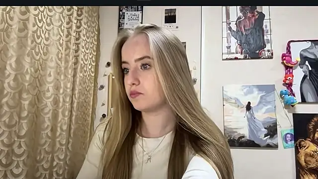 SabinaHaggen online show from 04/03/26, 04:02