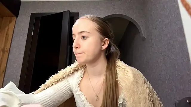 SabinaHaggen online show from 04/30/26, 02:13