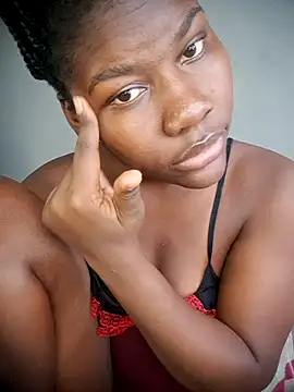 cutierany20 online show from 04/14/26, 09:47