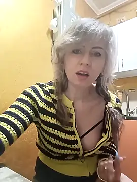 Snapshot of TaynaSecret chatting on 04/05/26, 08:26 TaynaSecret online show from 04/05/26, 08:26