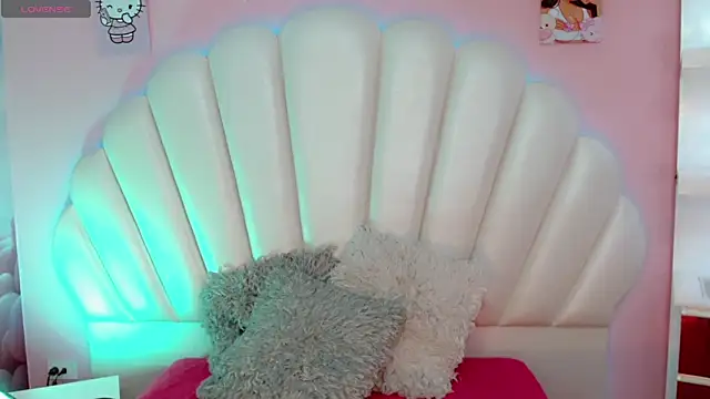 Snapshot of Danisha_Florens chatting on 04/13/26, 11:36 Danisha Florens online show from 04/13/26, 11:36