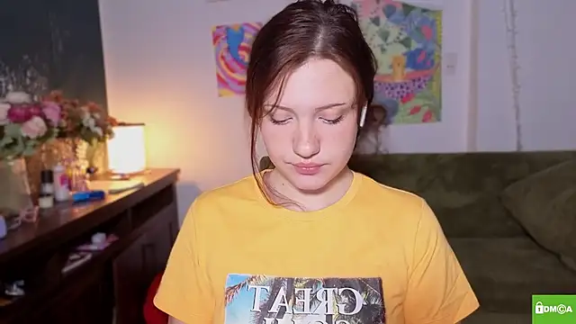 bikinibottom001 online show from 04/09/26, 02:24