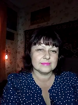 Snapshot of AuroKaria chatting on 04/13/26, 03:27 AuroKaria online show from 04/13/26, 03:27