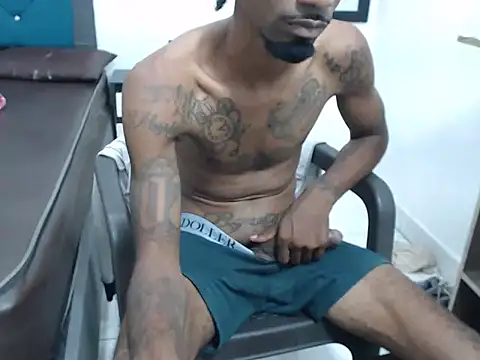 Snapshot of burrodelacosta chatting on 04/06/26, 08:32 burrodelacosta online show from 04/06/26, 08:32