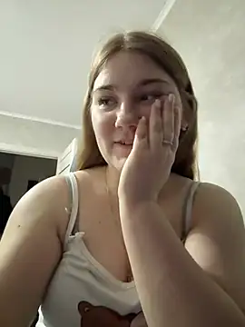 Flowers454 online show from 04/10/26, 11:56