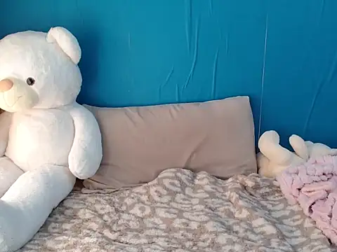 BarbieDoll99x online show from 04/14/26, 11:48