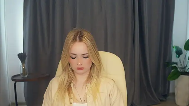 Snapshot of StephenHurban chatting on 04/03/26, 12:22 StephenHurban online show from 04/03/26, 12:22