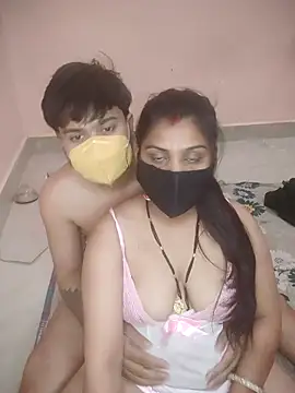 Snapshot of SURAJSAVITA chatting on 04/12/26, 09:34 SURAJSAVITA online show from 04/12/26, 09:34