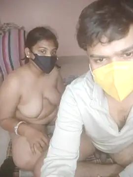 Snapshot of SURAJSAVITA chatting on 04/04/26, 06:36 SURAJSAVITA online show from 04/04/26, 06:36