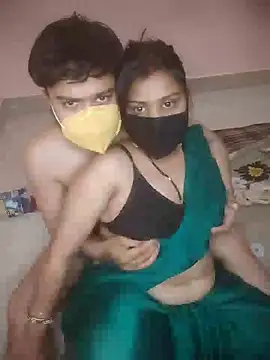 Snapshot of SURAJSAVITA chatting on 04/09/26, 08:04 SURAJSAVITA online show from 04/09/26, 08:04