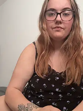 Filthy-Ella69 online show from 06/10/26, 05:25