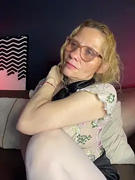 EvangelineLove  online show from 05/21/26, 08:17