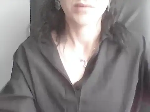 sara 41 online show from 05/01/26, 09:58