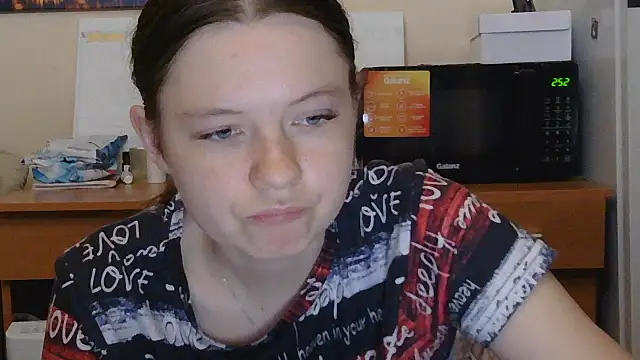 JessicaHolland1 online show from 07/11/26, 06:19