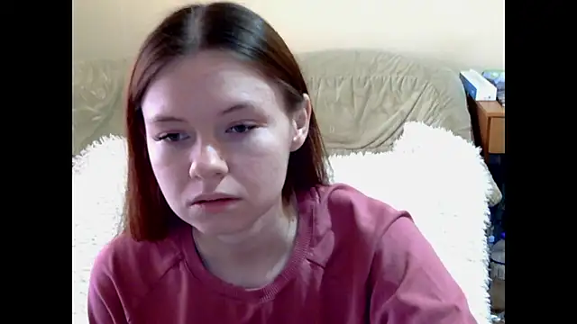 JessicaHolland1 online show from 04/04/26, 08:43