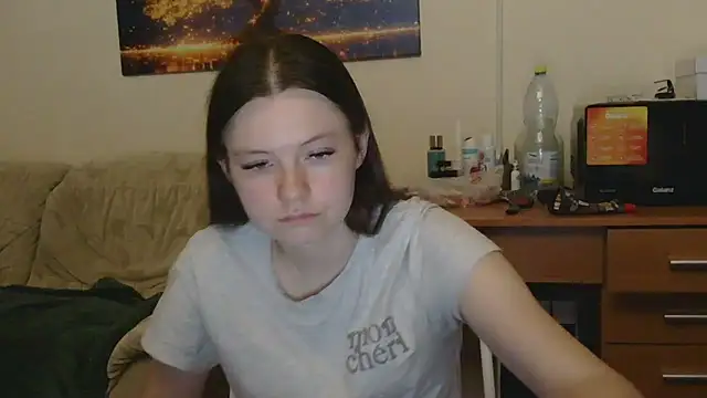 JessicaHolland1 online show from 06/04/26, 05:28