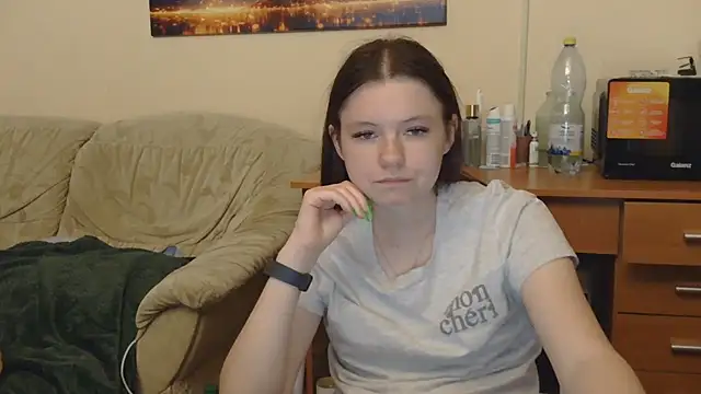 JessicaHolland1 online show from 06/03/26, 07:18