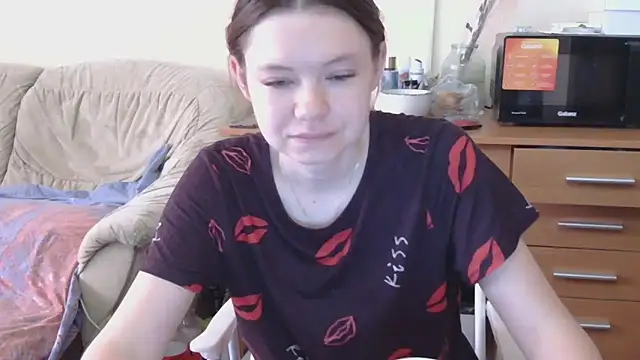 JessicaHolland1 online show from 05/22/26, 09:18