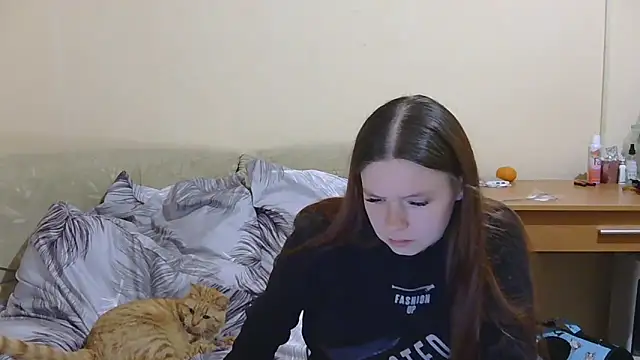 JessicaHolland1 online show from 04/28/26, 06:12