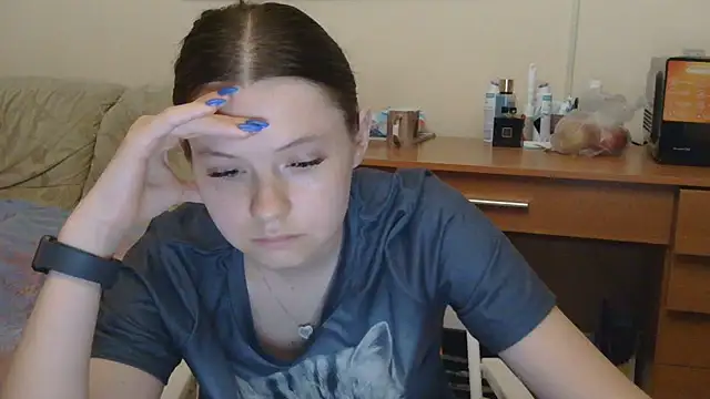 JessicaHolland1 online show from 06/10/26, 05:47