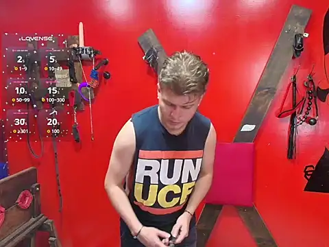 Justiin and brianna BDSM online show from 04/12/26, 02:09