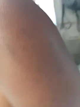 Snapshot of ladyn1 chatting on 04/10/26, 12:45 ladyn1 online show from 04/10/26, 12:45