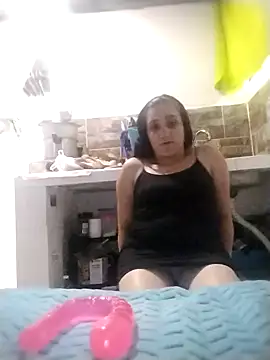 Snapshot of vegonicarouge chatting on 04/07/26, 10:44 vegonicarouge online show from 04/07/26, 10:44