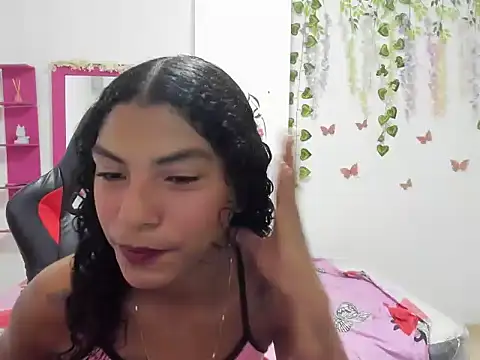 Snapshot of caramelo_hot11 chatting on 04/06/26, 07:04 caramelo hot11 online show from 04/06/26, 07:04