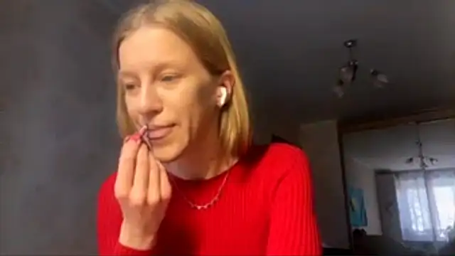 Snapshot of CuriousMildness chatting on 04/04/26, 09:16 CuriousMildness online show from 04/04/26, 09:16