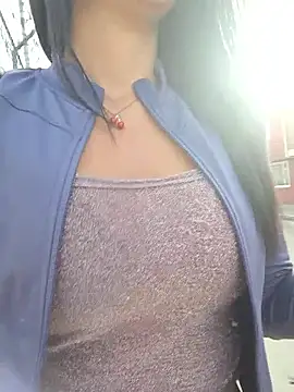 Snapshot of VALERY-94 chatting on 04/10/26, 12:12 VALERY-94 online show from 04/10/26, 12:12