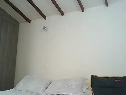 Snapshot of Victoria_club chatting on 05/29/26, 12:00 Victoria club online show from 05/29/26, 12:00