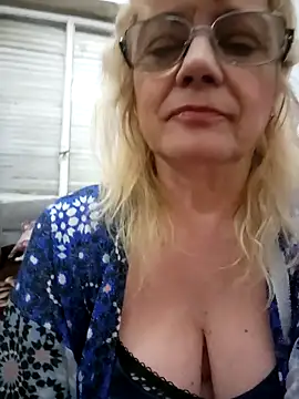 MatureElegantWidow online show from 05/01/26, 02:05
