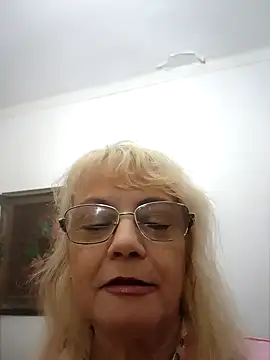 Snapshot of MatureElegantWidow chatting on 04/10/26, 12:17 MatureElegantWidow online show from 04/10/26, 12:17