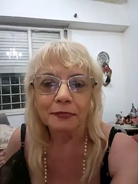 Snapshot of MatureElegantWidow chatting on 04/03/26, 10:16 MatureElegantWidow online show from 04/03/26, 10:16