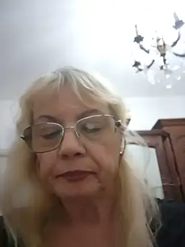 MatureElegantWidow online show from 06/24/26, 09:23