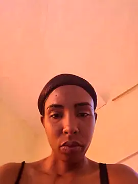 ZeynepLovely online show from 06/02/26, 12:38