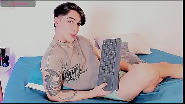 Snapshot of Thiago_angel chatting on 05/12/26, 02:30 Thiago angel online show from 05/12/26, 02:30