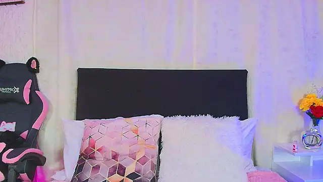 molly bick online show from 05/01/26, 04:39