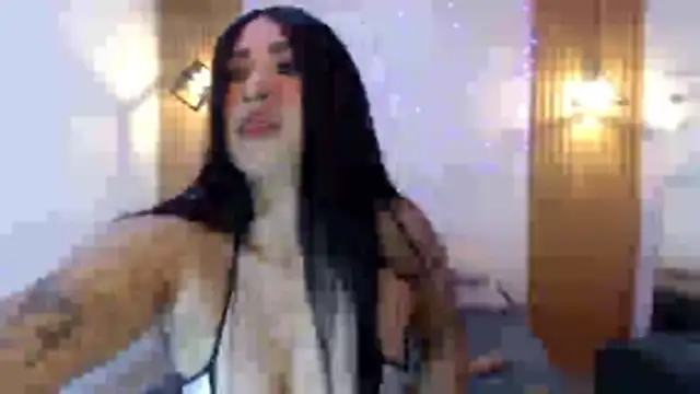 Snapshot of giselslut__ chatting on 05/21/26, 02:09 giselslut online show from 05/21/26, 02:09