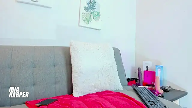 Miaa HarperX  online show from 04/09/26, 11:11