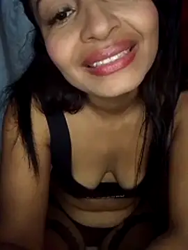 Snapshot of Lia_Phone_ chatting on 06/26/26, 05:57 Lia Phone online show from 06/26/26, 05:57