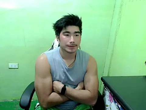 Snapshot of Hunkfireman chatting on 06/24/26, 11:35 Hunkfireman online show from 06/24/26, 11:35