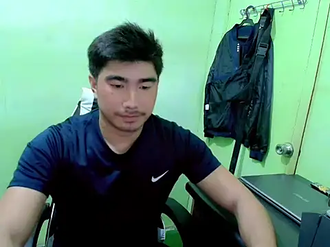 Snapshot of Hunkfireman chatting on 06/03/26, 12:55 Hunkfireman online show from 06/03/26, 12:55