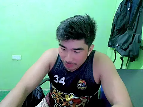 Snapshot of Hunkfireman chatting on 05/11/26, 11:22 Hunkfireman online show from 05/11/26, 11:22