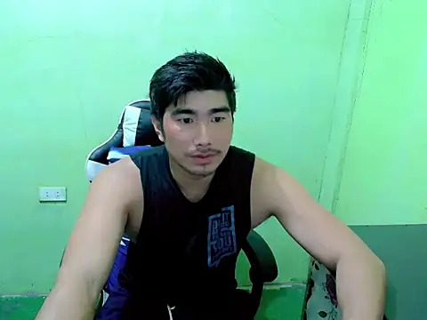 Snapshot of Hunkfireman chatting on 06/27/26, 12:49 Hunkfireman online show from 06/27/26, 12:49