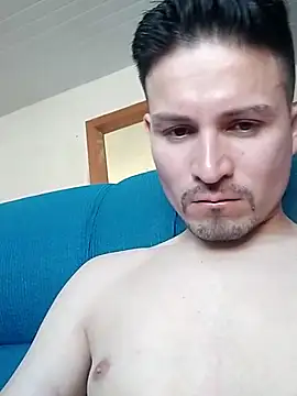Joelcio19cm online show from 05/05/26, 06:22