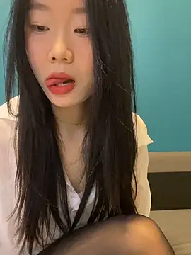 ZHJKS9988 online show from 04/15/26, 02:06